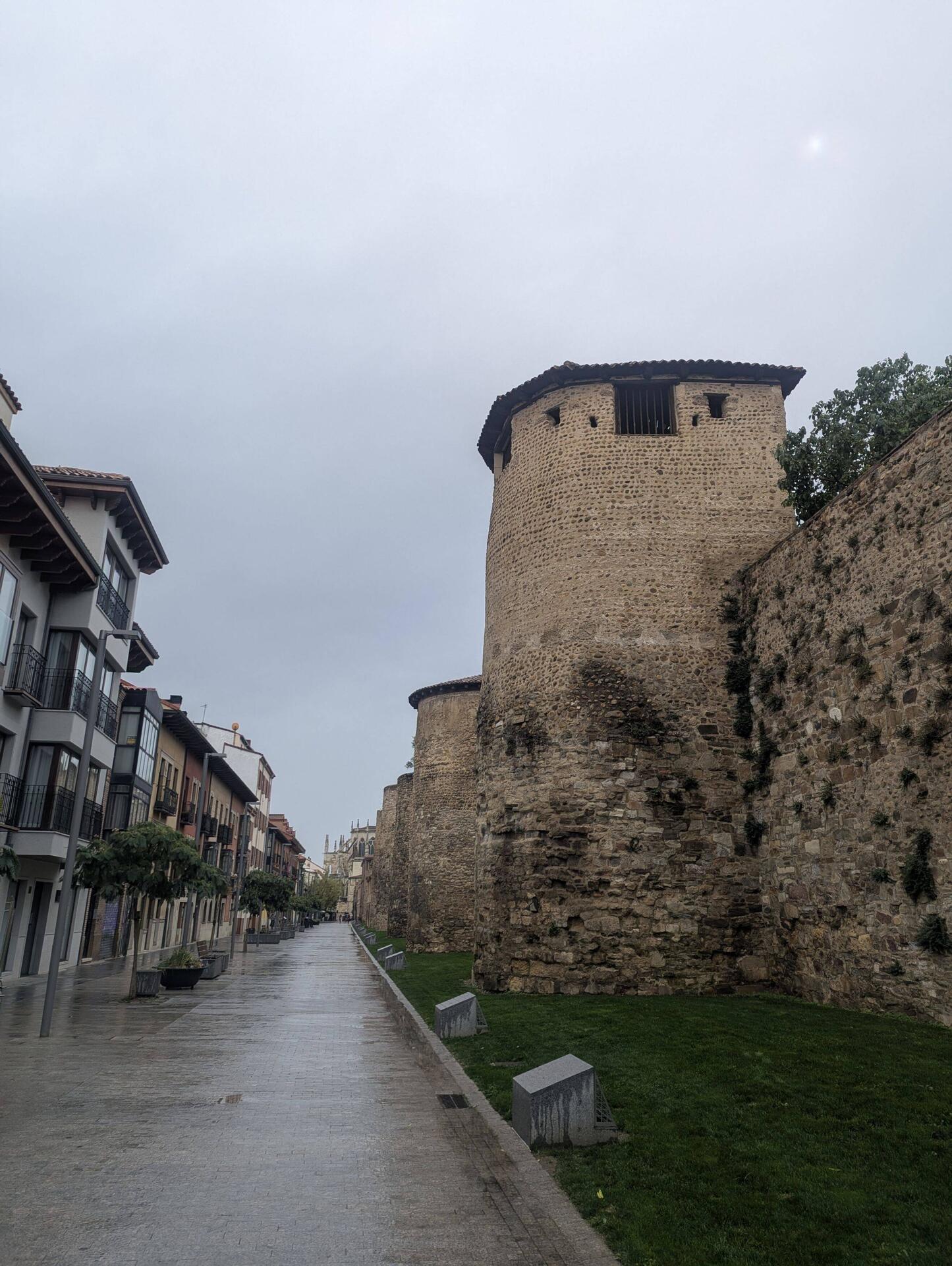Roman walls!! Very cool!!