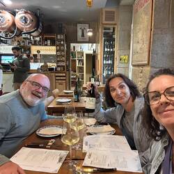 Dinner with 2 of my Canadian friends who were also in Padrón tonight