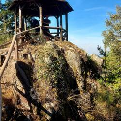 Latschigfelsen
