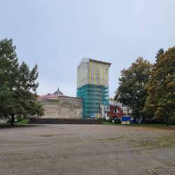 Turm schön eingepackt