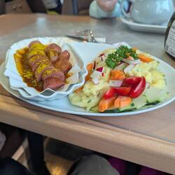 Mittagessen im Bistro