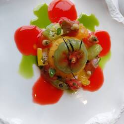 Anne chose the tomato dish for entree