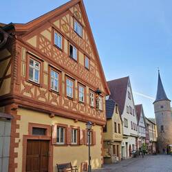 ...und eine kleine hübsche Altstadt...