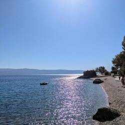 4 km vor Omis