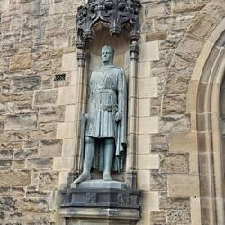 Bruce Memorial at entrance to Edinburgh Castle