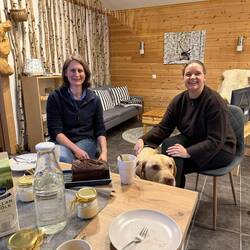 Madeleine & Sandra Gastgeberinnen der Arctic Ranch ☺️