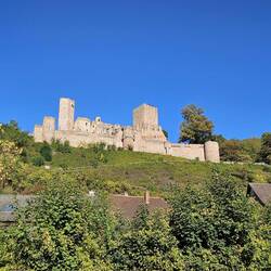 Die Ruine der Henneburg über Stadtprozelten
