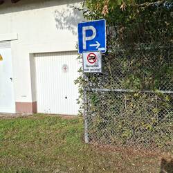 Bis vor kurzem noch explizit Parken für Wohnmobile - jetzt Übernachten verboten 🤬