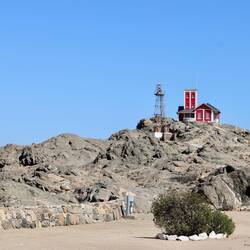 Der Alte Leuchtturm von Lüderitz auf dem höchsten Punkt der Haifischinsel