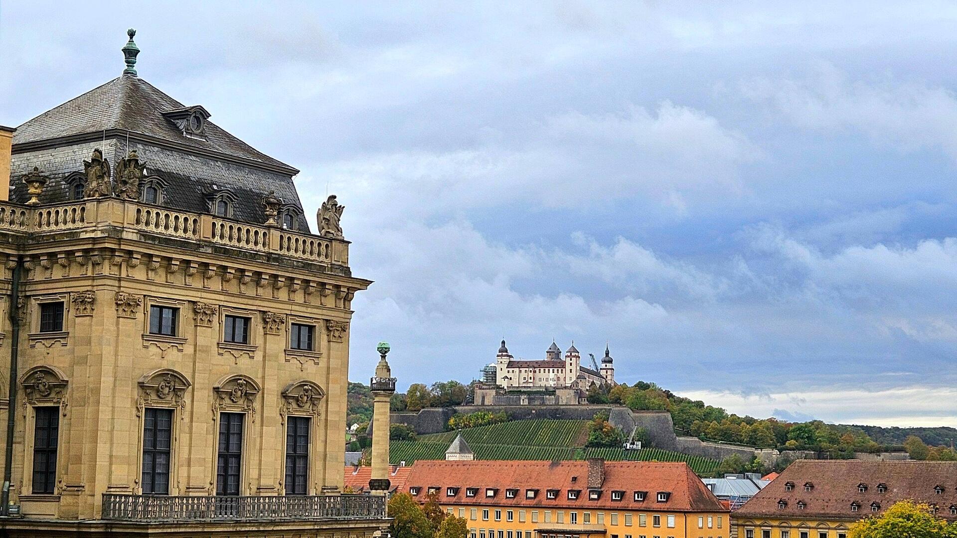 Blick von der Würzburger Residenz rüber zur Festung Marienberg