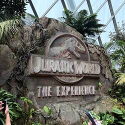 "Jurassic World: The Experience" im Cloud Forest