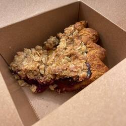 Blackberry peach pie tastes like candy