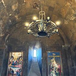 Eine kleine Kapelle erbaut über der Grube in welcher Gregor der Verkünder gefangen gehalten wurde