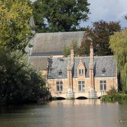 Schleusenhaus am Minnewater-See