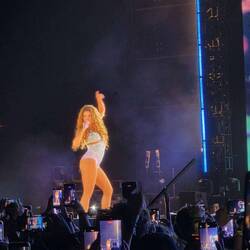 Shakira Shakira
