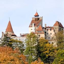 Dracula Schloss mit Gerüst 🤷🏽‍♂️