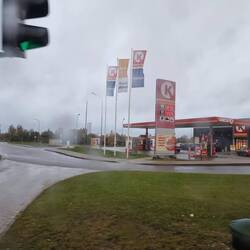 Wer sich fragt was uns der Sprit aktuell kostet.
