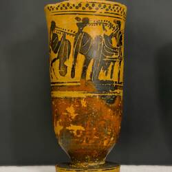 Attic black-figure oil flack from the Late Archaic Period (475 BCE) ... Museo Mandralisca — Cefalù.