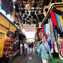 Weiter durch die Souks