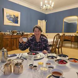Breakfast with WEDGWOOD Hibiscus accent fine bone china