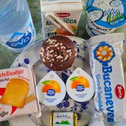 Unser Kontinentales Frühstück 🙈, Zwieback & Muffin