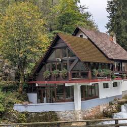 Startpunkt: Das Restaurant Kamancnik