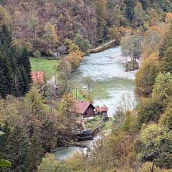 Nochmal ein Blick von oben auf den Fluss