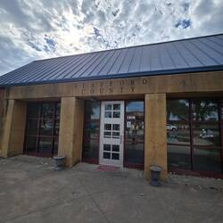 Stafford rest area is very clean and nice for a 2 lane road!