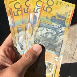 Damit ich heute meine Kleider waschen konnte, musste ich zuerst Geld abgeben.