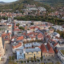 Blick Richtung Osten, Eichplatz und historisches Rathaus