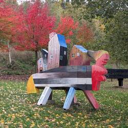 Kunstwerk am See