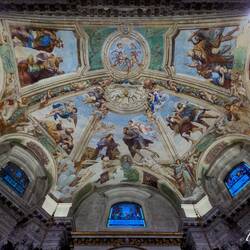 The frescoed vault dates back to 1657 ... Chapel of the Blessed Sacrament — Duomo di Siracusa.