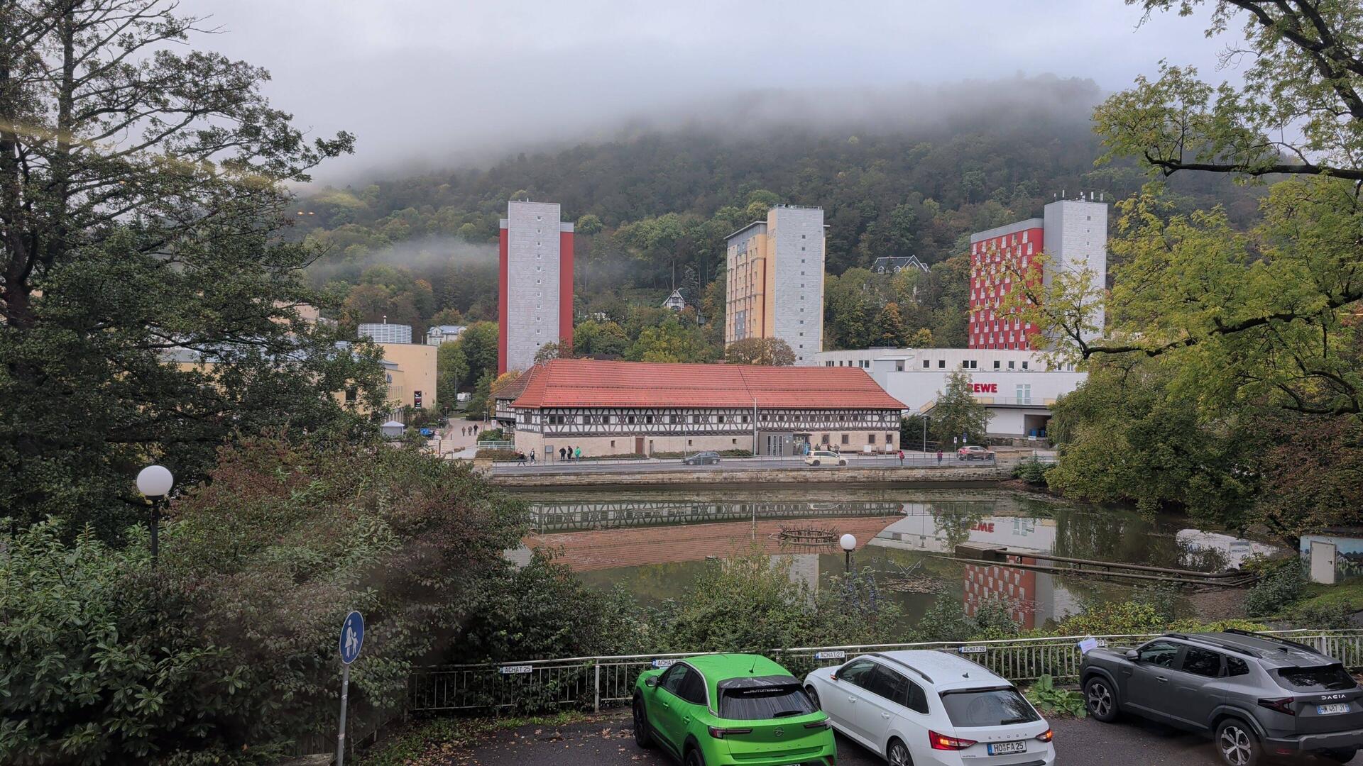 Aussicht auf Suhl: Hasel, Waffenmuseum und Herrenteich