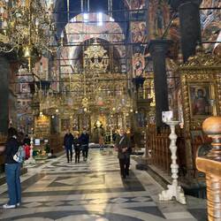 Unendlicher Goldglanz wie in allen orthodoxen Klöstern