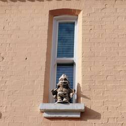The little gnome brought back memories of Wroclaw