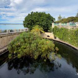 Fountain of Arethusa is a natural spring; emblematic landmark included in the UNESCO WHS listing.