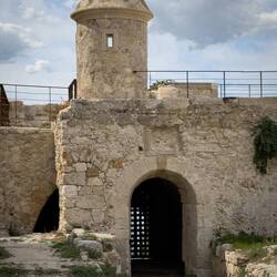 Guard tower ... Castello Maniace — Ortigia Island, Siracusa.