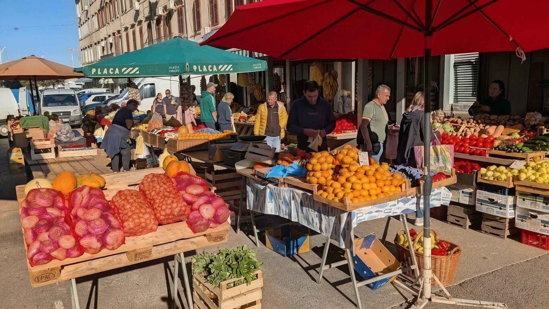 Marktfarben in Rijeka