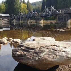 Der Schwemmkanal beginnt an der Hütte