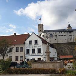 Die Burg von rechts