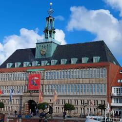 Rathaus mit Glockenturm