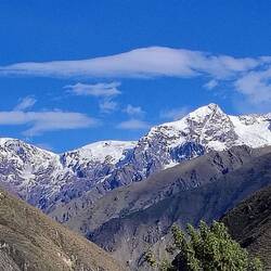 ... und herrlicher Aussicht auf den Nevado Verónica