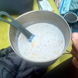 Frühstück: Porridge mit Peanutbutter & einer Banane 😋
