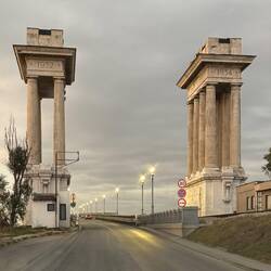 Imposante Grenzbrücke erbaut 1952-54