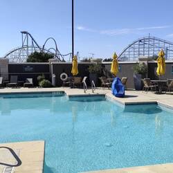 Pool im La Quinta Inn Arlington