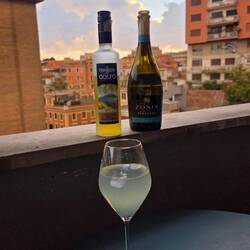 Füße hoch bei Limoncello Spritz