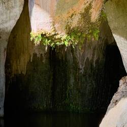 Ropemakers' Cave; named for the artisans who crafted ropes here from the 17th century to the 1980s.