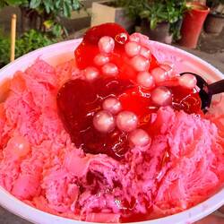 Strawberry shaved ice with tapioca pearls ... SOOOO good. Felt and tasted like ice cream