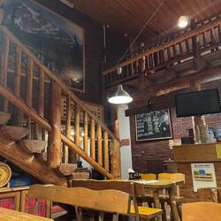 Direkt neben dem Campingplatz gab's auch 'n nettes Restaurant.