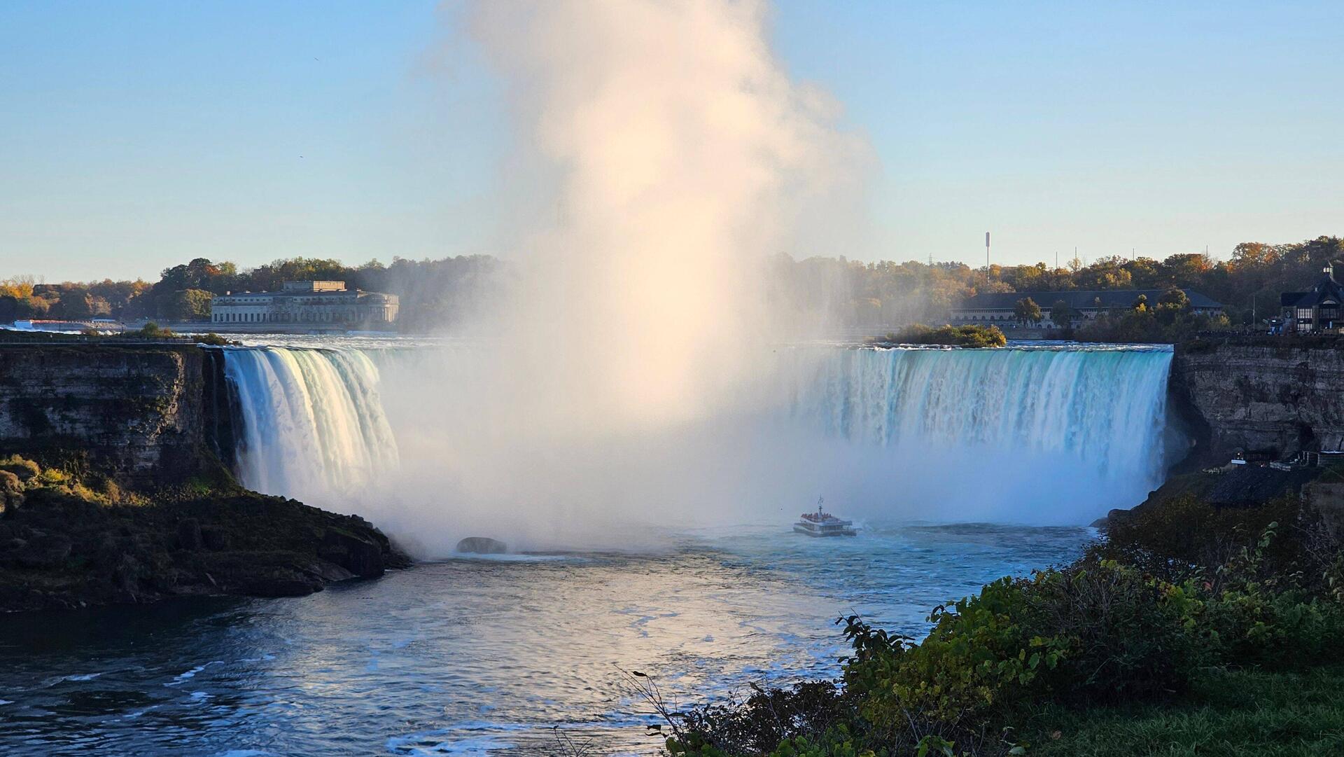 Horseshoe Falls